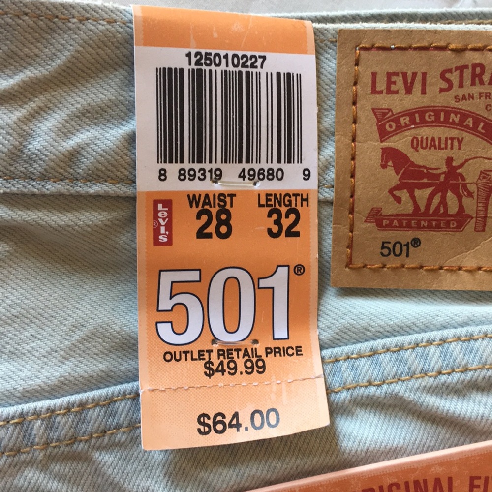 LEVIS - Picture 4 of 4
